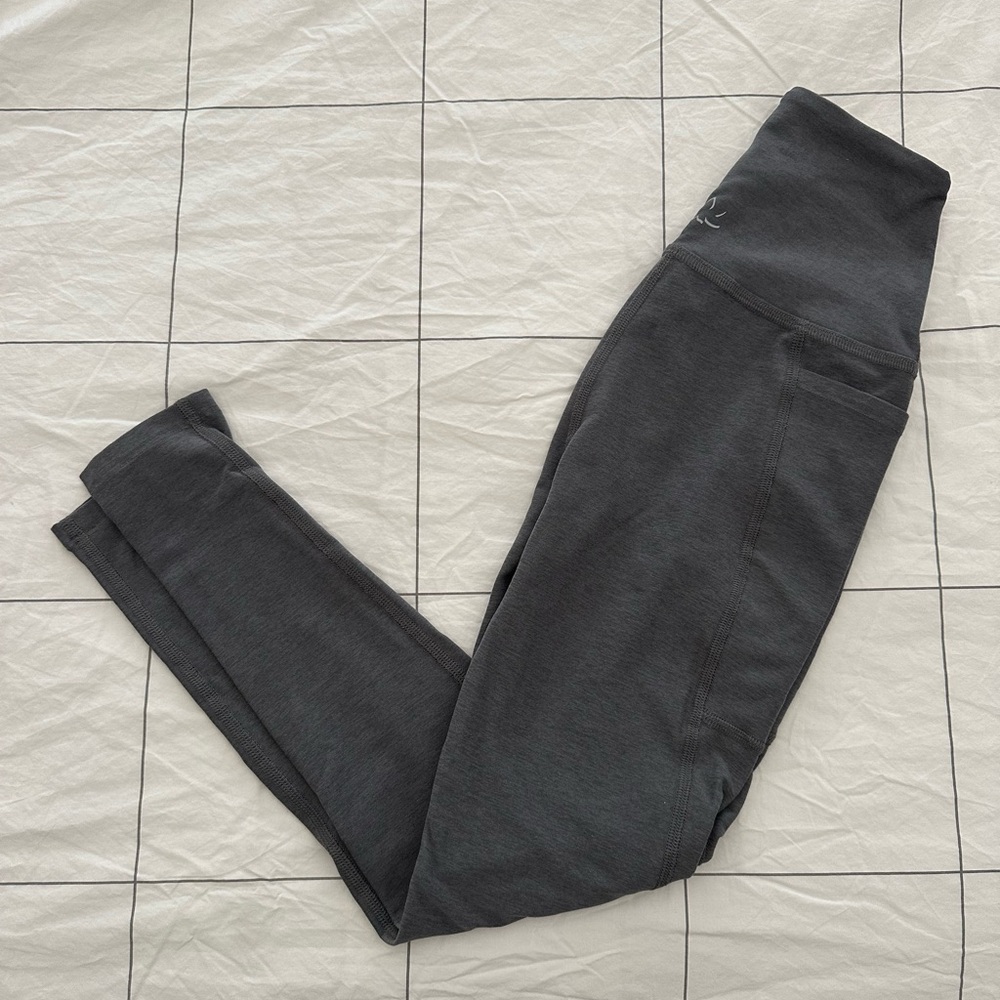 Beyond Yoga Out of Pocket Pewter Heather High Rise Leggings size XS